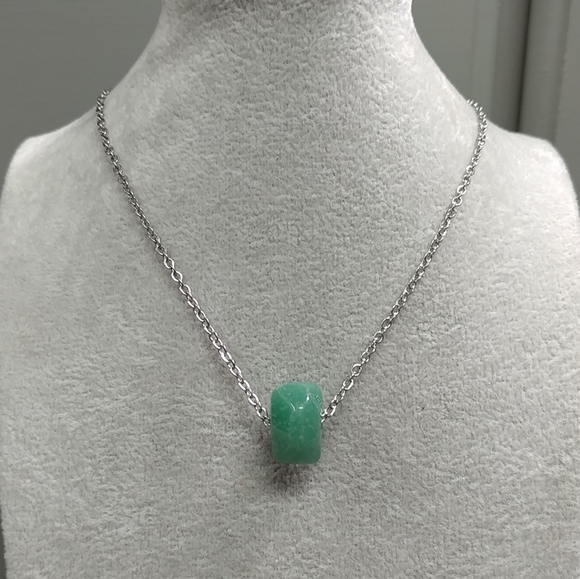 Green Aventurine Necklace Natural Gemstone Crystal Pendant Stainless-Steel 17.7" - Picture 1 of 17